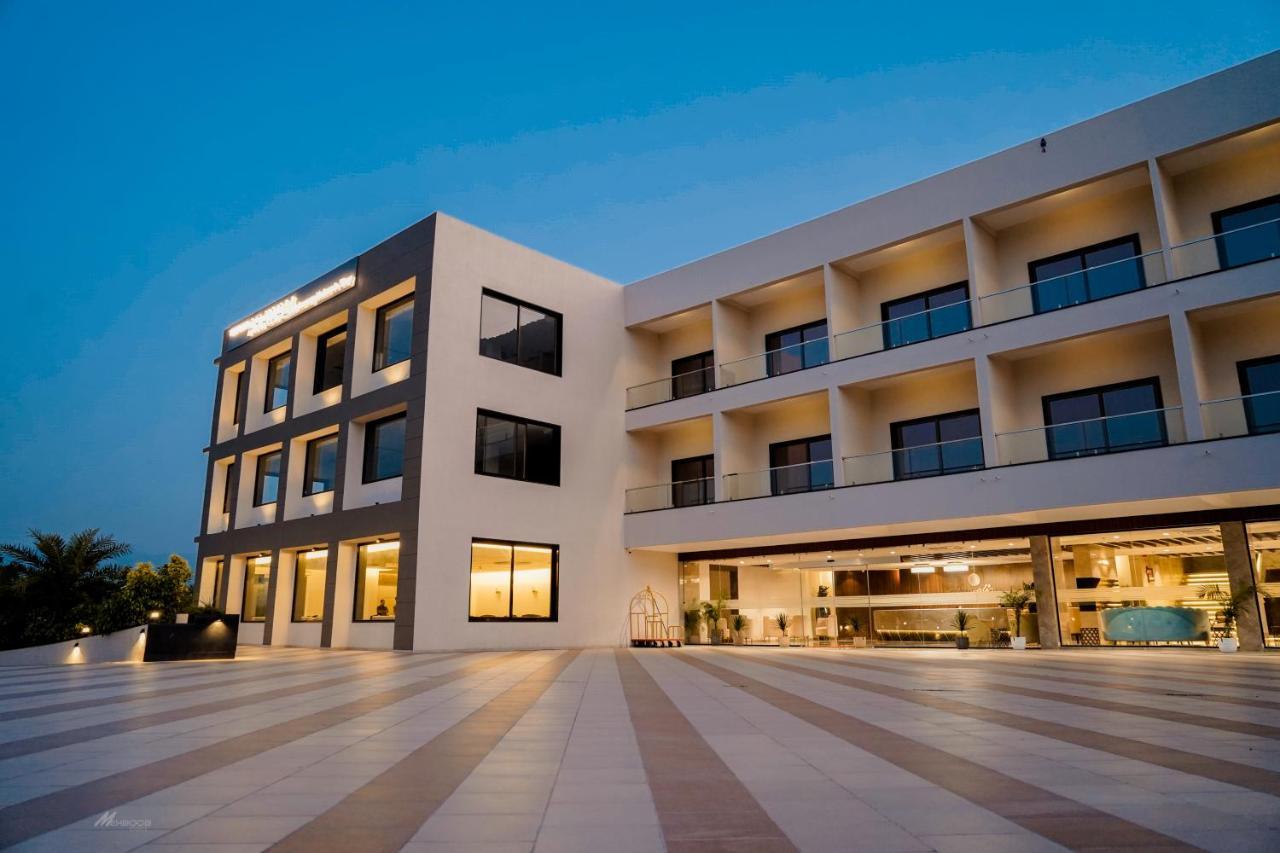 Pride Resort & Convention Center Ranakpur Near Ranakpur Dam Sadri Exterior photo