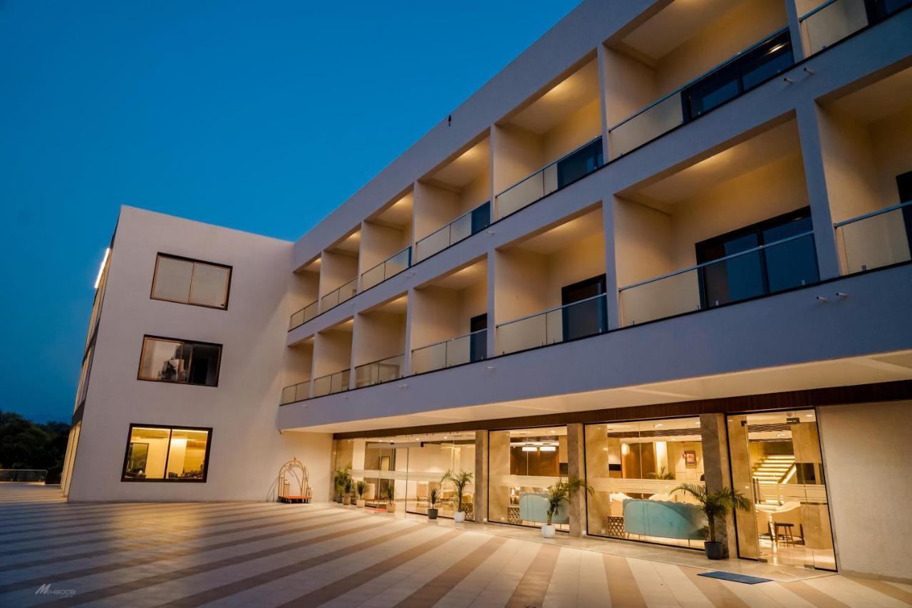 Pride Resort & Convention Center Ranakpur Near Ranakpur Dam Sadri Exterior photo