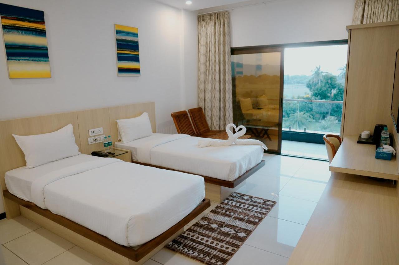 Pride Resort & Convention Center Ranakpur Near Ranakpur Dam Sadri Exterior photo